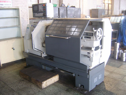 CAK6150B數(shù)控車(chē)床